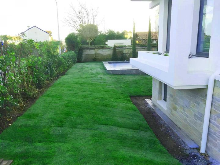 Travaux d’engazonnement Bayonne